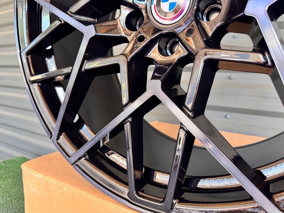 Різноширокі R20 5x112 BMW G30 G20 G12 G11 F39 F48 G80 G22 G23 G26 G15