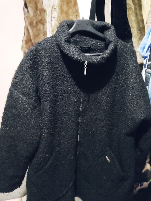 Kurtka damska czarna bukla zamek 3XL