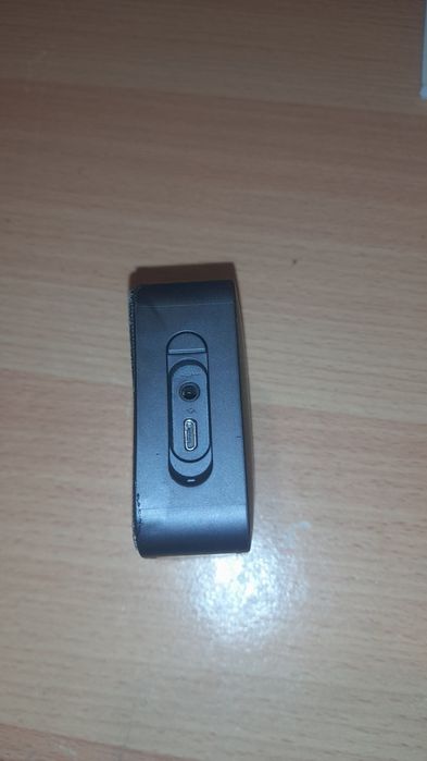 Coluna portátil JBL GO preta