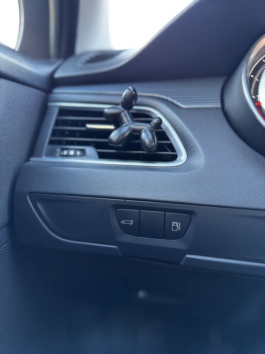 Продаємо своє авто Peugeot 508 blueHd 2015 1,6 дизель