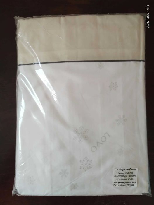 Lençóis de cama de casal completos. Novos.