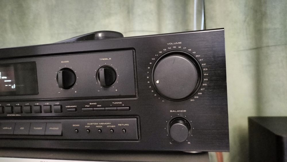 Amplituner Pioneer SX-202R Pilot