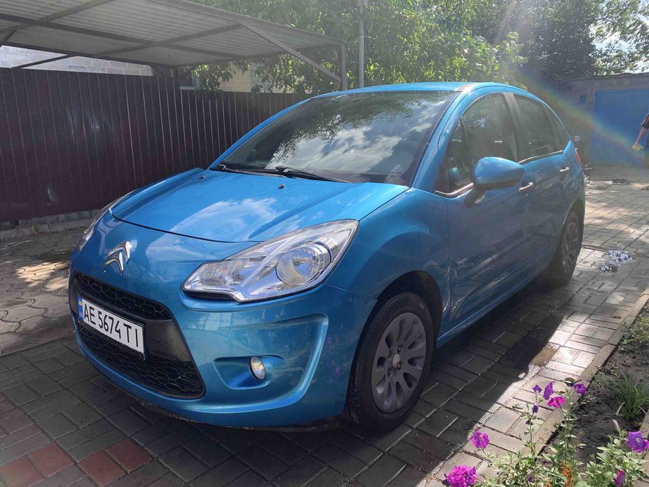 Продам авто Citroen C3 2010