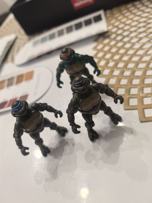 Figurki żółwie ninja 2002