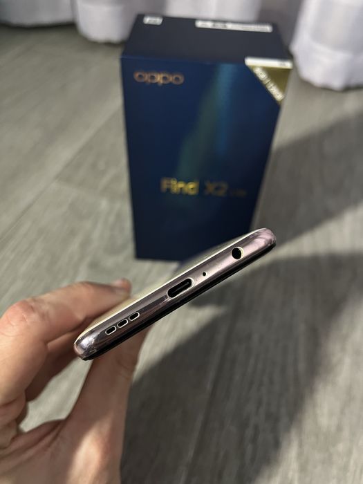 Oppo Find X2 Lite