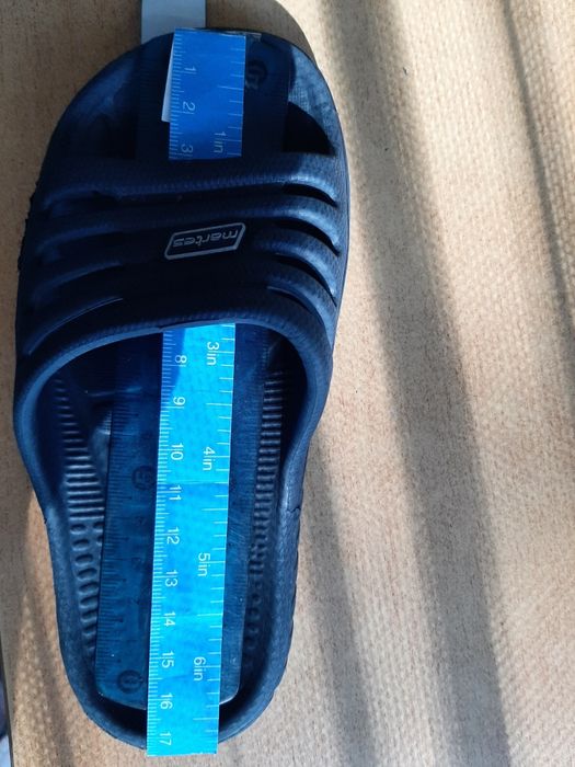 Klapki na basen Martes rozmiar 28