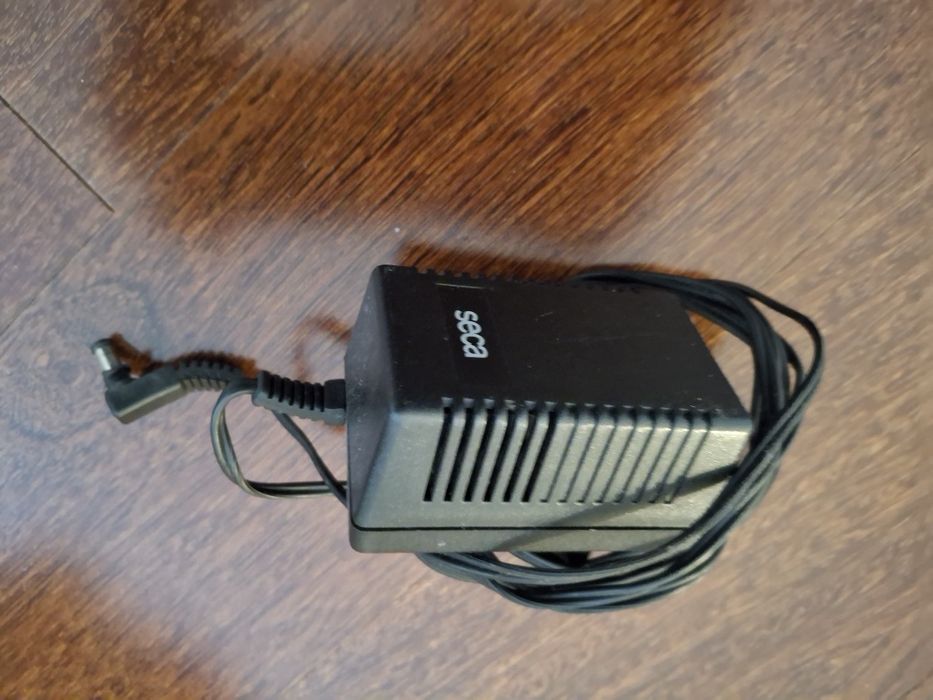 Balança Profissional Médica SECA – 200kg (Visor Digital)