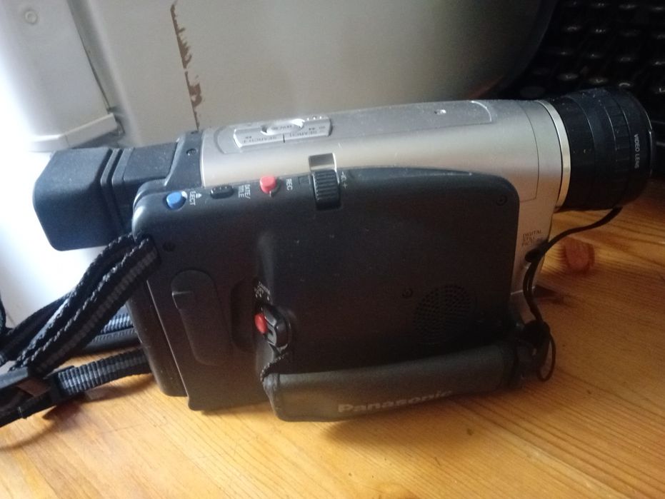 Sprzedam kamerę Svhs Panasonic