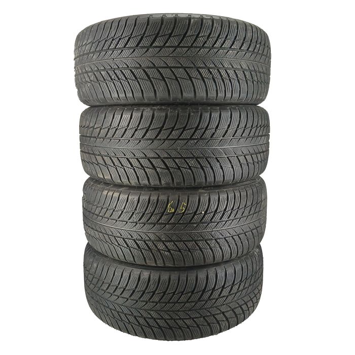 4x 245/45R19 opony zimowe Bridgestone Blizzak LM001 6mm RFT (92277)