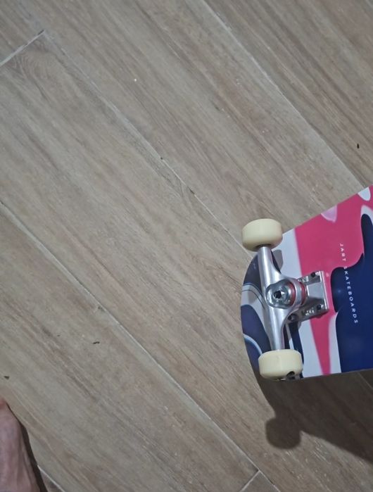 Skate Jart profissional + Peça de ajustes