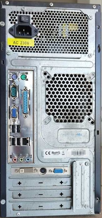 Computador Intel Pentium(R) CPU G645