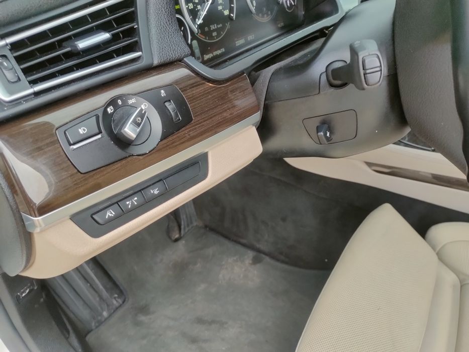 Продам BMW 740 , 3.0 бензин, 2011р.