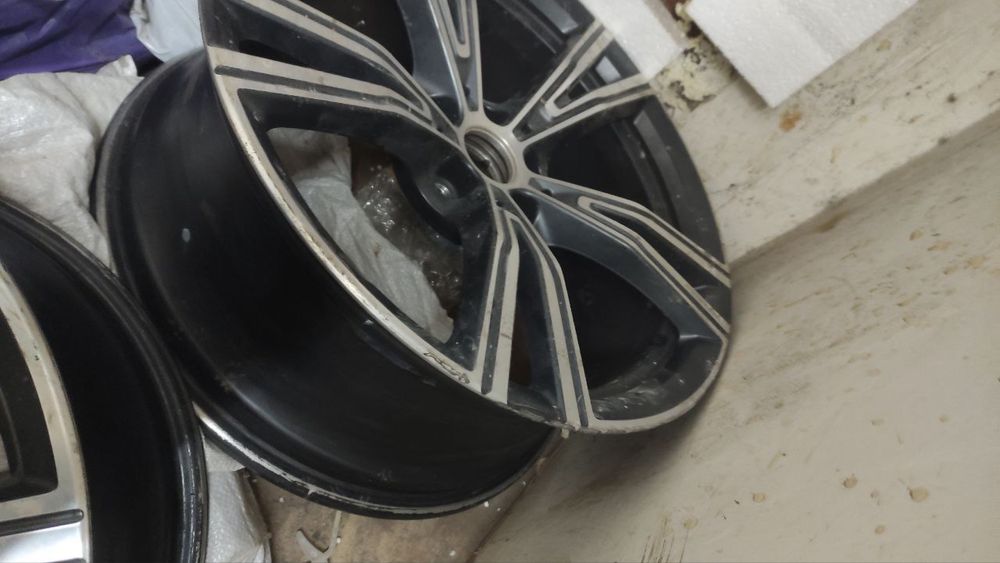 Продам диски bmw G20 individual r19 5/112