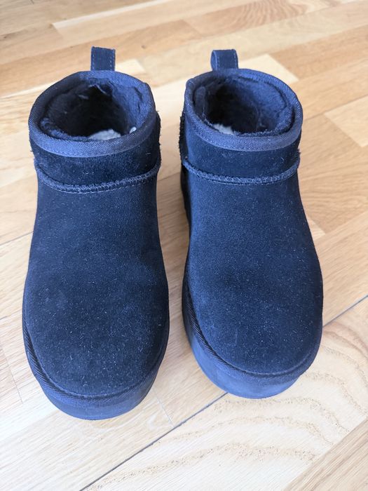 Ugg rozmiar 36 na platformie