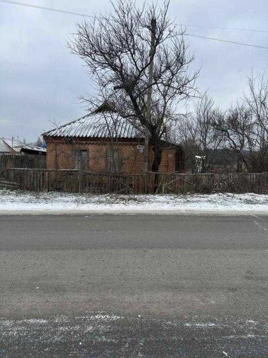 Продам будинок під реконструкцію