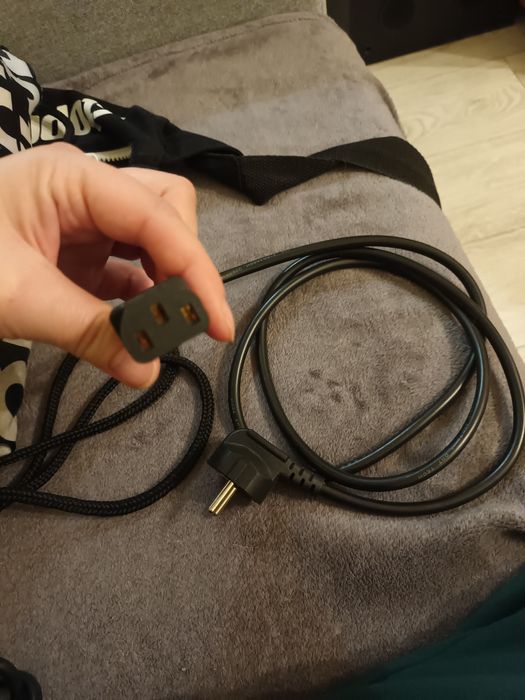 Kabel zasilający komputer monitor