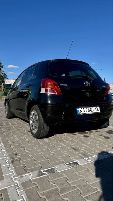 Yaris 1.33 бензин 2009 року