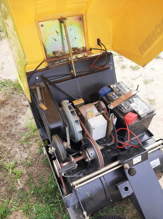 Zamiatarka Karcher KSM 700 BAT do kostki akumulatorowa wysyłka