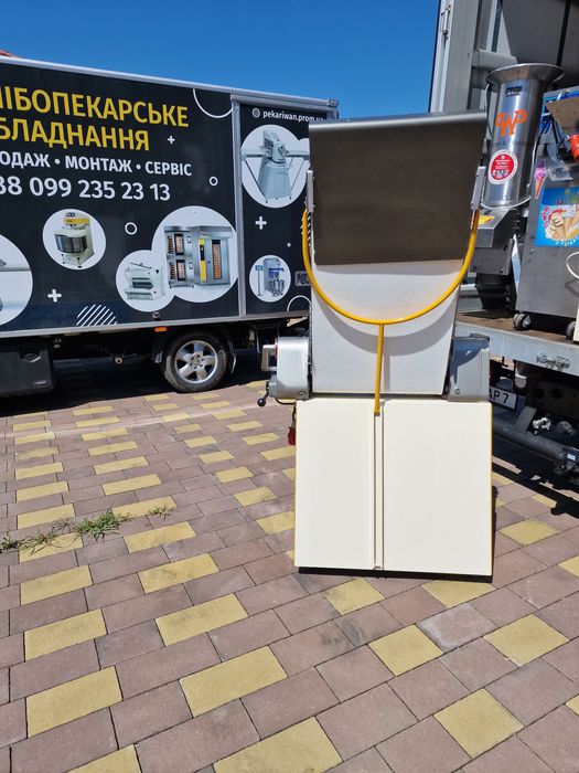 Тісторозкатка Тестораскатка Тістокаталка для пиццы слойки RONDO NEU +