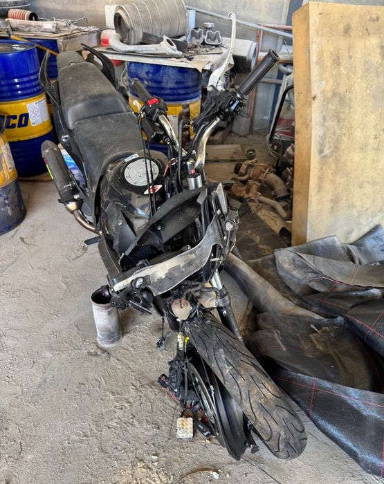 Honda CBF 1000 batida
