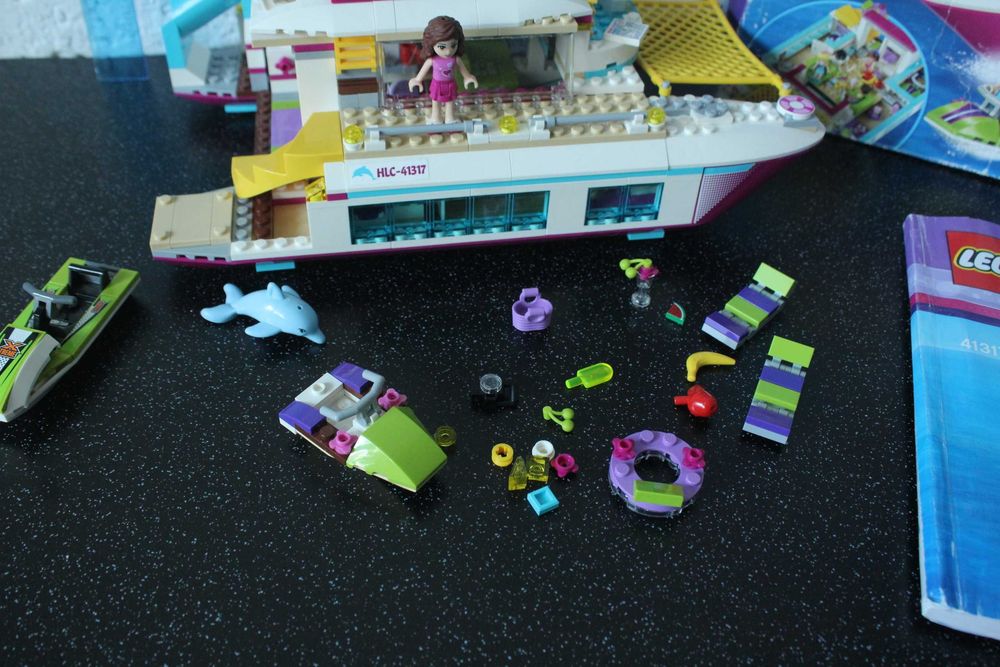великий наборище лего LEGO Friends Катамаран Саншайн (41317)