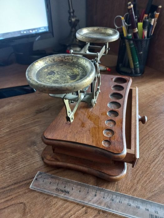 Waga kolekcjonerska - jubilerska ? Antyk