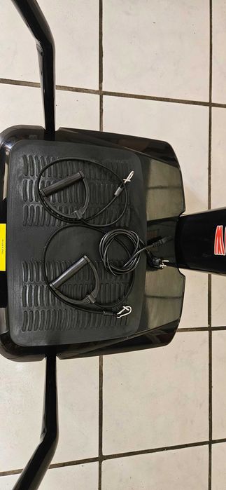 Plataforma vibratória da marca Professional 2000W em óptimas condições