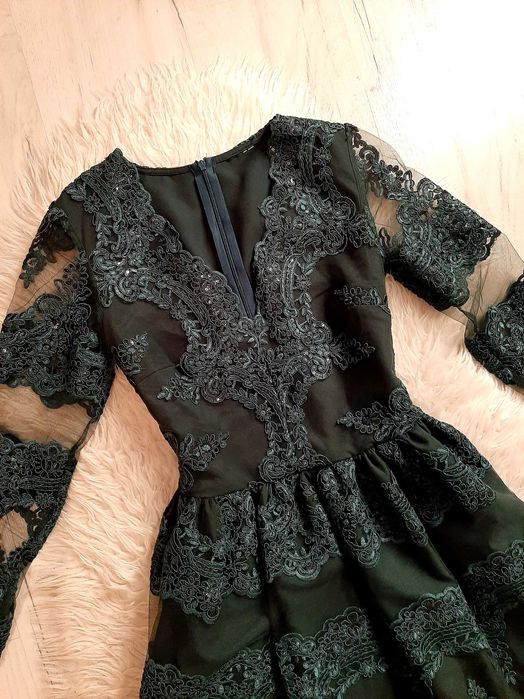 Piękna sukienka koronkowa ciemna butelkowa zieleń S 36