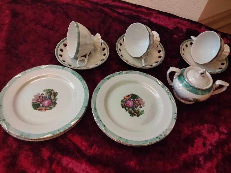 Кофейно-чайный сервиз Мадонна. Япония.