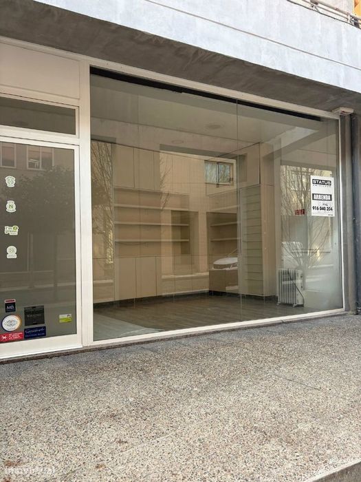 Loja  Arrendamento em Vila Nova de Famalicão e Calendário,Vila Nova de