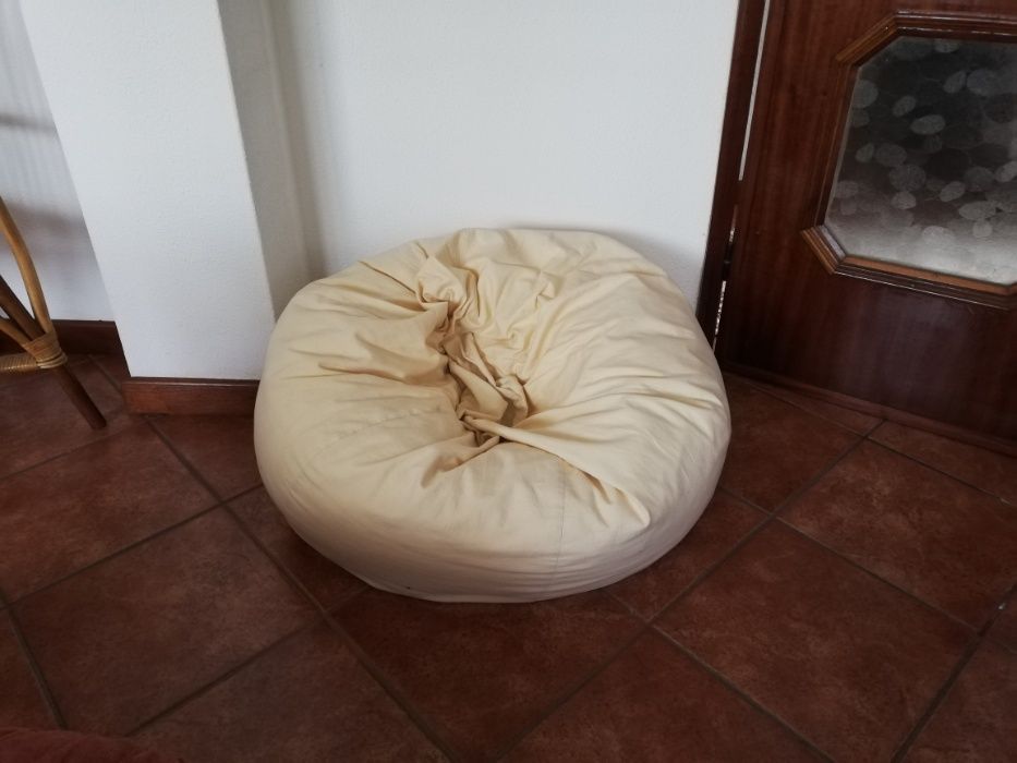 Três Sofas Puf novos