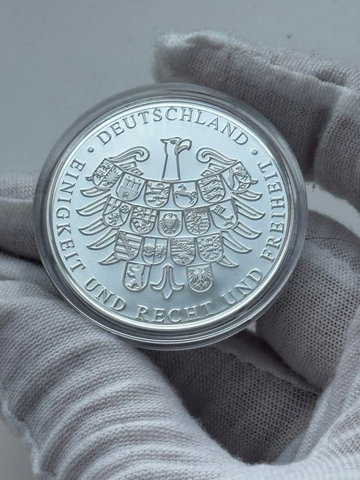 Пам'ятна медаль " Африка". 2016 рік. СРІБЛО. Сертифікат.