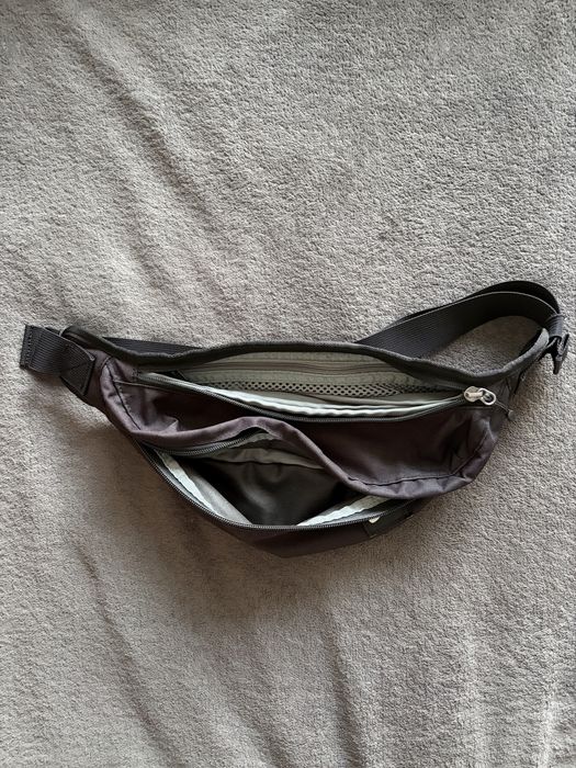 Поясна сумка Nike