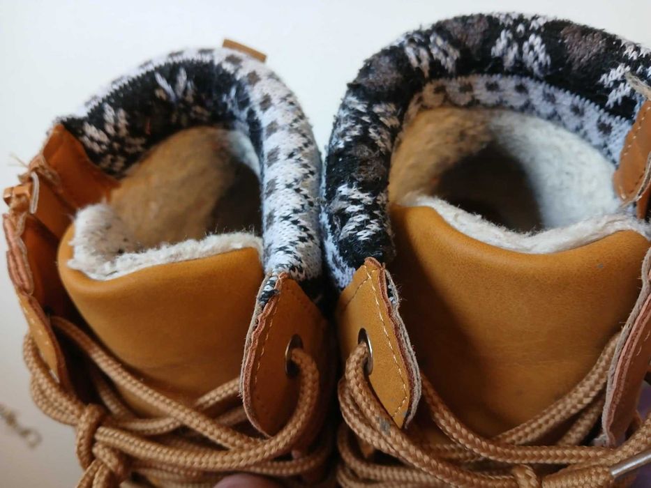 Buty zimowe Fashion ocieplane rozpinane na boku sznurowane 39'