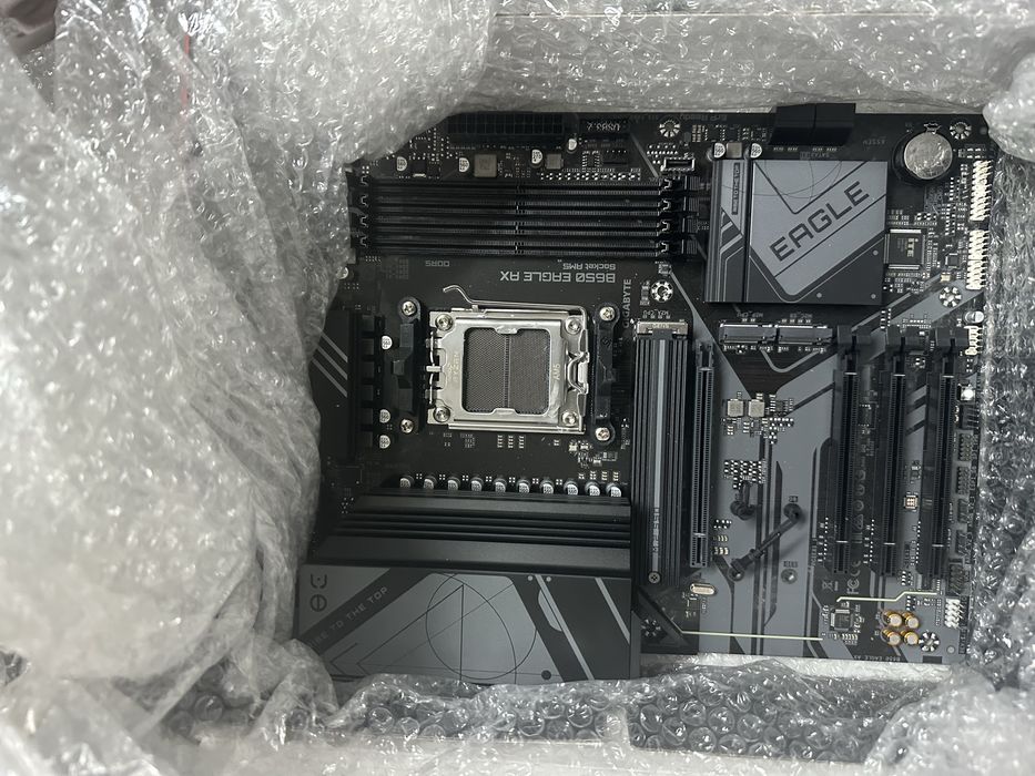 Placa mãe B650 eagle