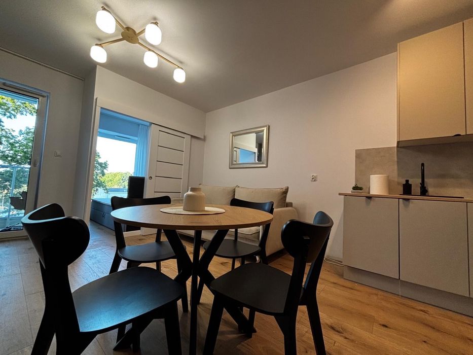 Nowy piękny apartament 500 metrów od miejskiej plaży