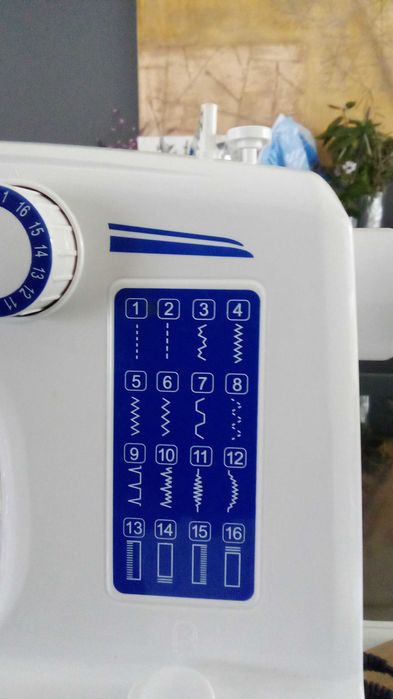 Máquina de Costura TriStar como nova