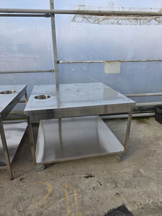 Стіл професійний алюмінієвий