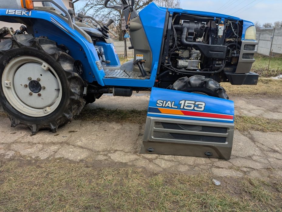 Японський трактор Iseki Seal 153