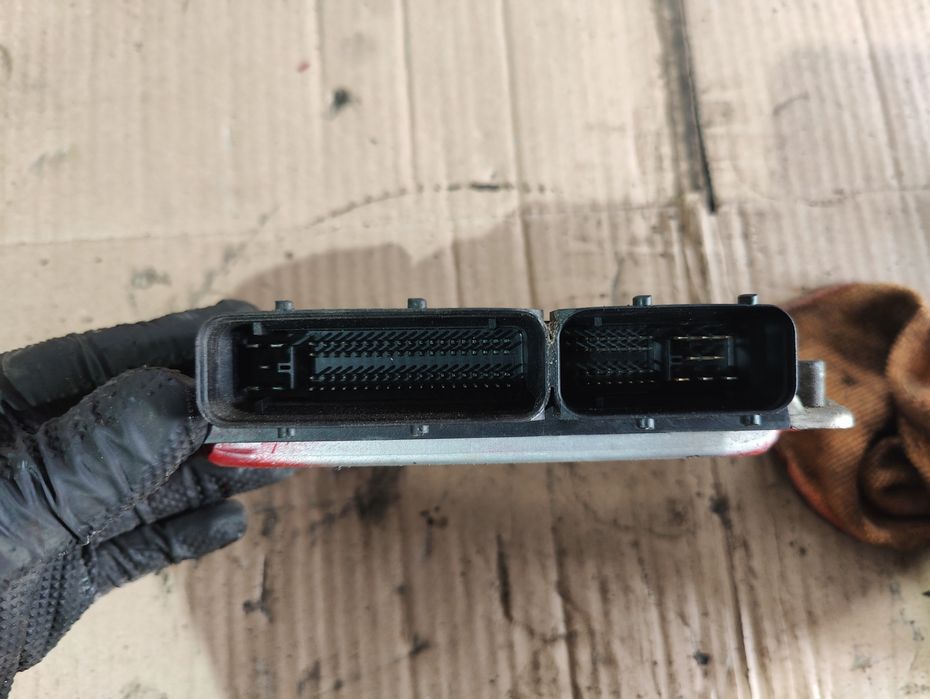 Audi A8 D3 sterownik komputer silnika 4.2 BFM