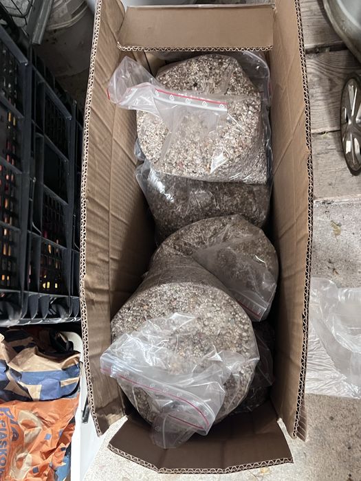 Żwir do akwarium okolo 20 kg dowolna ilość