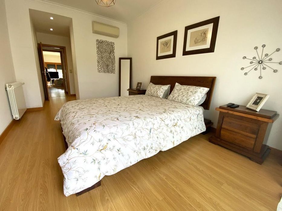 Mobílias de Quarto em madeira maciça