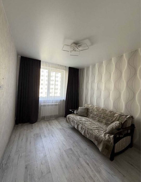 Продам 2 км/ ЖК Миру 3/57м/ З ремонтом/