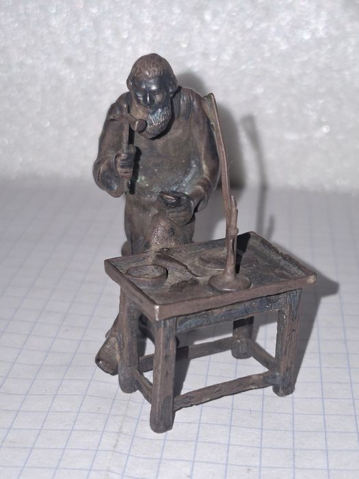 Миниатюры серебро 84 пробы