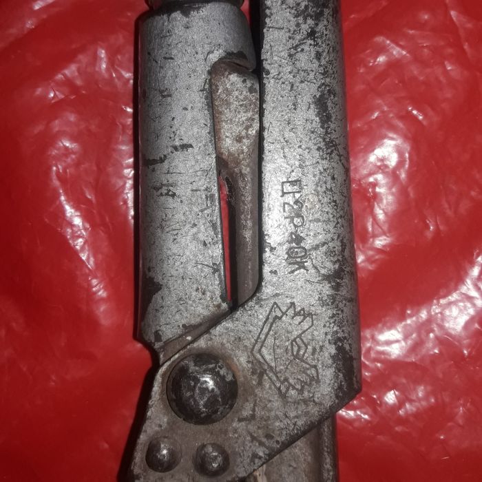 Продам  газовый ключ .