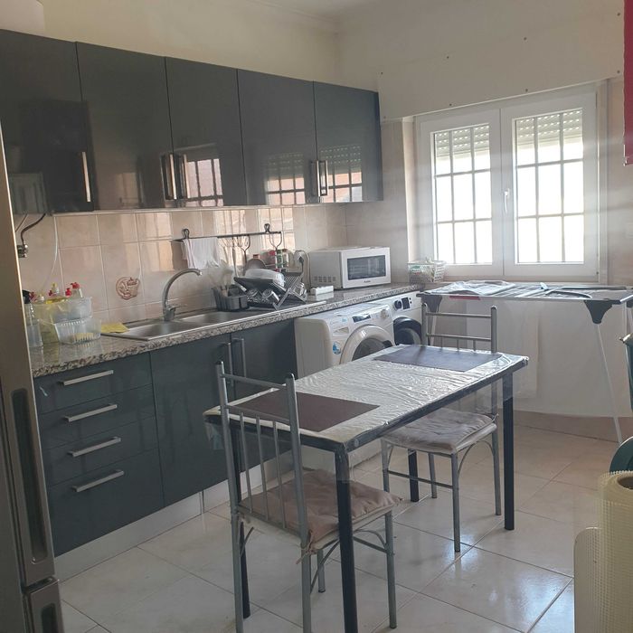 Quarto para arrendar