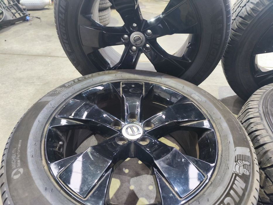 Jantes Volvo xc40 18 com pneus