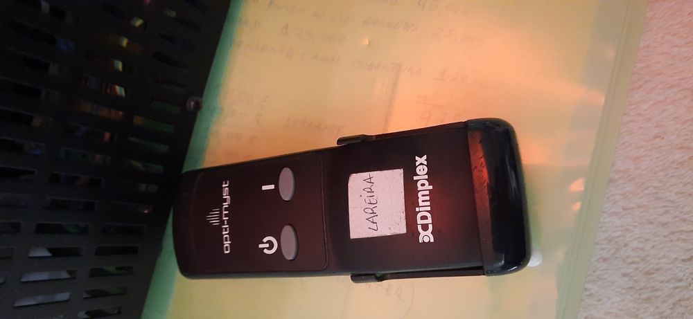 Vendo lareira eléctrica conforme foto efeito decorativo excecional