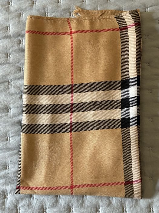 Lenço da Burberry