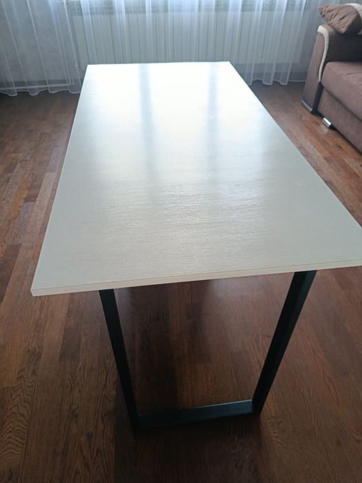 Стіл письмовий білий ЛОФТ 1200*60